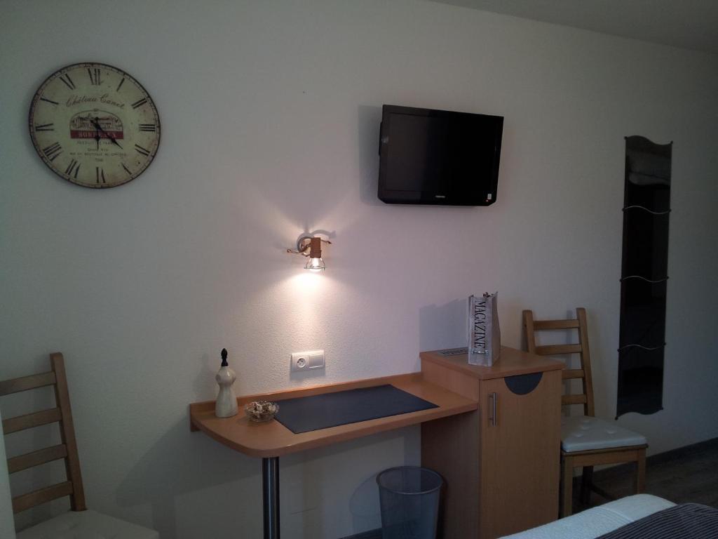Hotel Des Bois Seltz Habitación foto